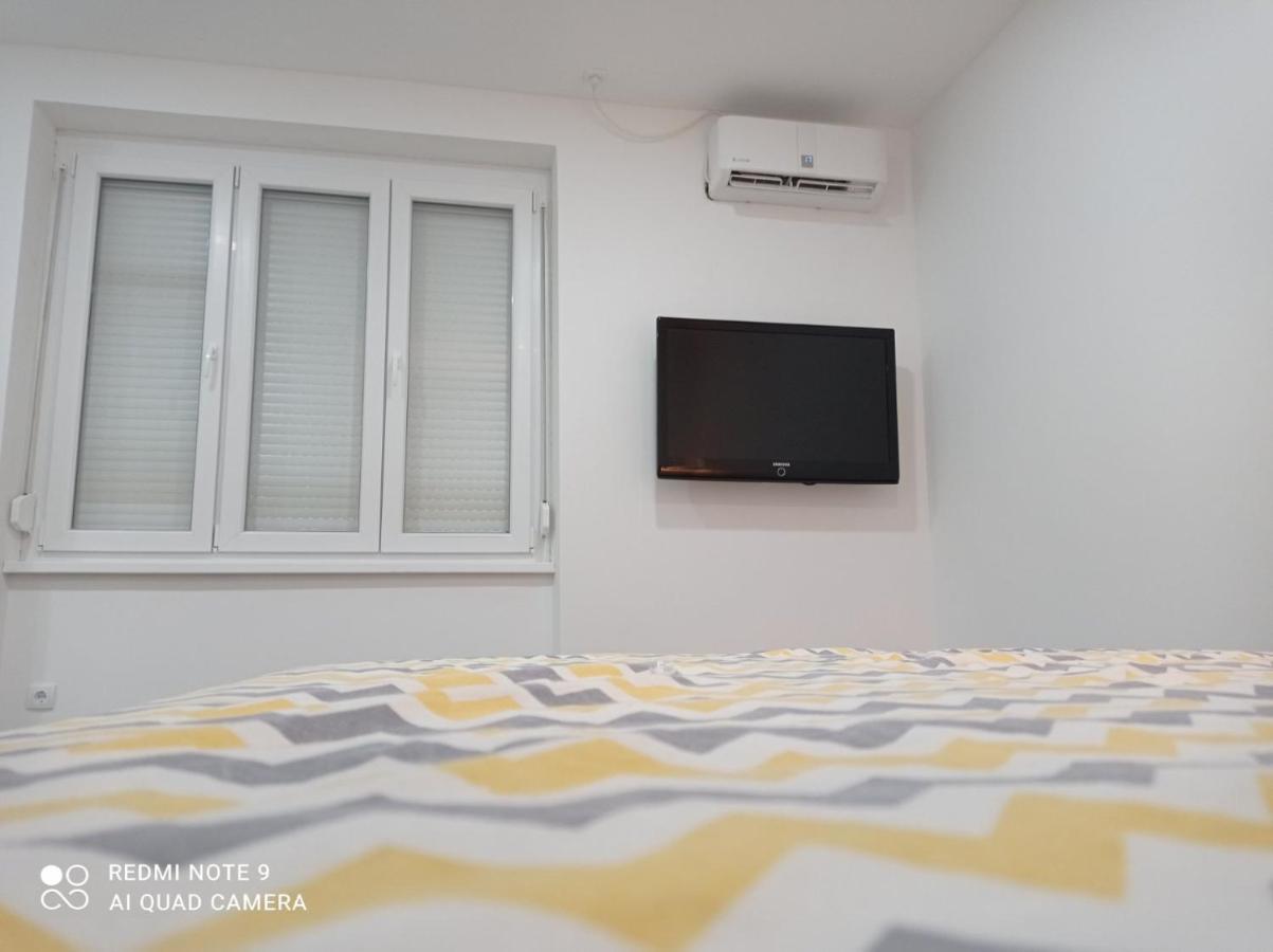 Mars Apartment บันยาลูกา ภายนอก รูปภาพ