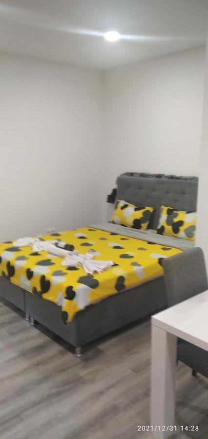 Mars Apartment บันยาลูกา ภายนอก รูปภาพ